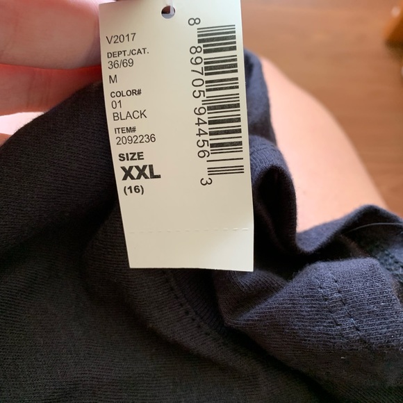 short tee - Picture 3 of 3